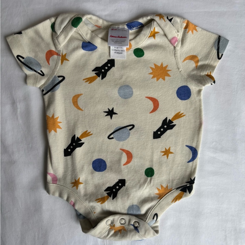 Hanna Andersson Organic Cotton Bodysuit | 3–6M | Space Print